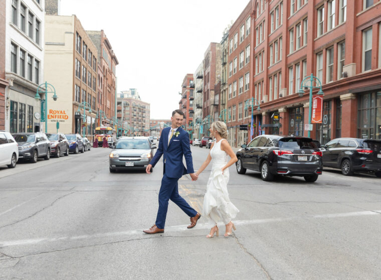 Wedding couple city walk